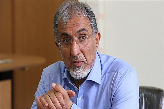 راغفر: سیاست‌های اقتصادی دهه اول انقلاب شبیه معجزه بود