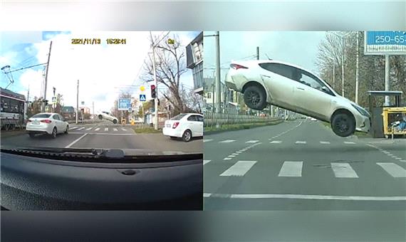 پرش یک خودرو هنگام عبور از تقاطع!