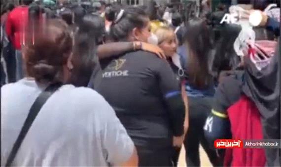 تجمع مردم مکزیک در خیابان‌ها از ترس زلزله