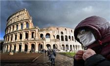 ادامه بحران اقتصادی در ایتالیا و صف‌های طولانی برای دریافت نان و مواد غذایی