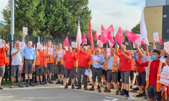 کارکنان شرکت پست انگلیس 19 روز اعتصاب می‌کنند