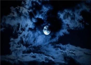 ظهور «ماه سگ آبی» در آسمان شامگاهی امشب