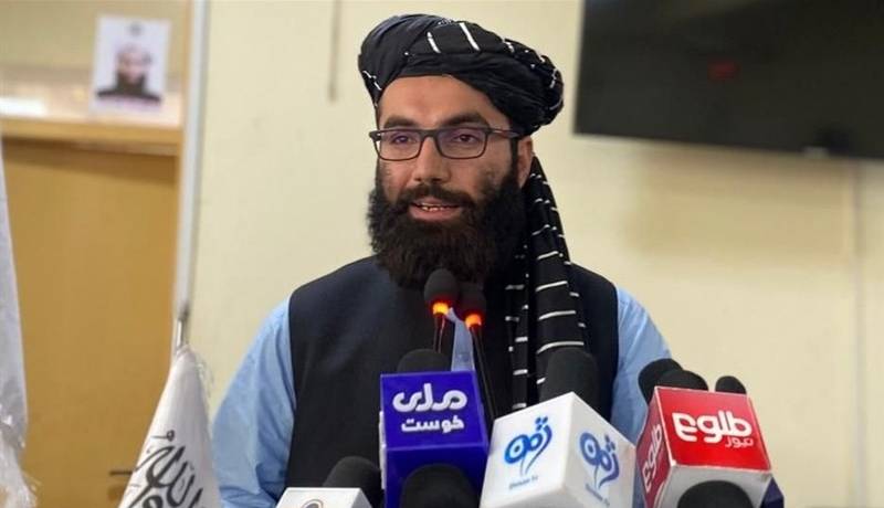 حقانی: بیش از ۵۰۰ کارمند دولت سابق به افغانستان بازگشته‌اند