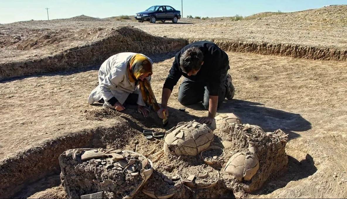 گوناگون/ گور ۳ هزار ساله اشراف‌زاده جوان ایرانی کشف شد