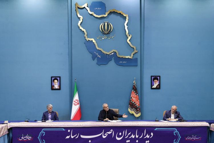 نظر پزشکیان درباره مسیر مذاکرات بین ایران وآمریکا؛ صحبت کردن به معنای تسلیم نیست