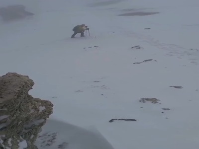 بارش برف در قله دماوند