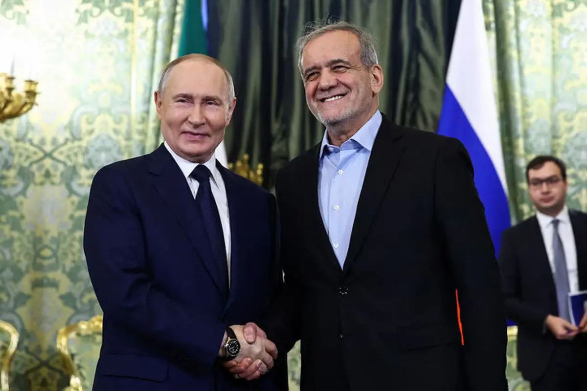 پوتین در گفتگو با پزشکیان: برخورداری ایران از حق غنی‌سازی از نظر روسیه، کلیدی و قطعی است