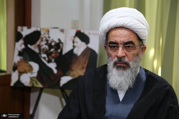 آیت‌الله فاضل لنکرانی: پدرم گفته بود احمدی‌نژاد برای کشور بسیار بسیار خطرناک است