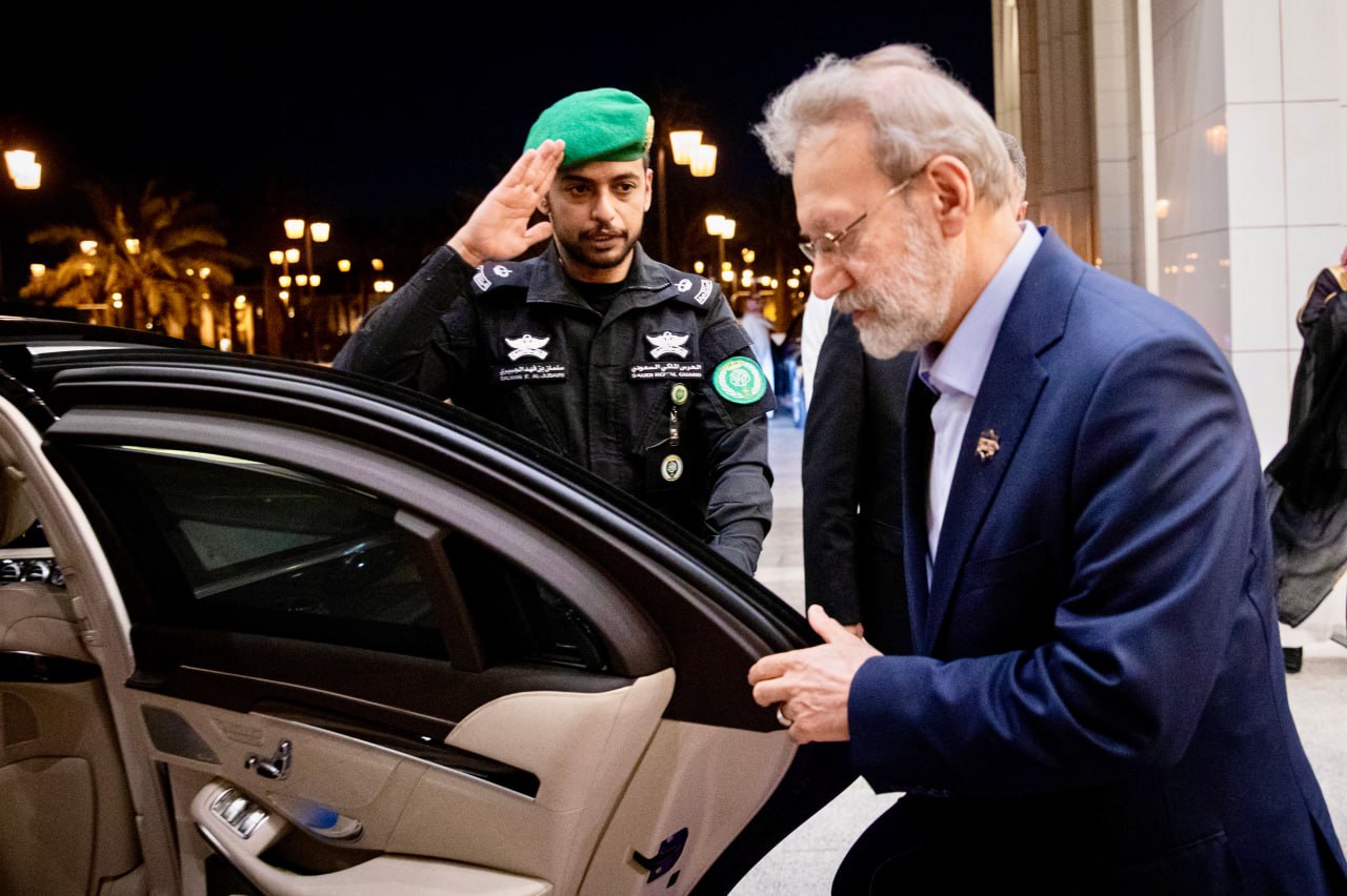 در سفر لاریجانی به عربستان چه گذشت؟