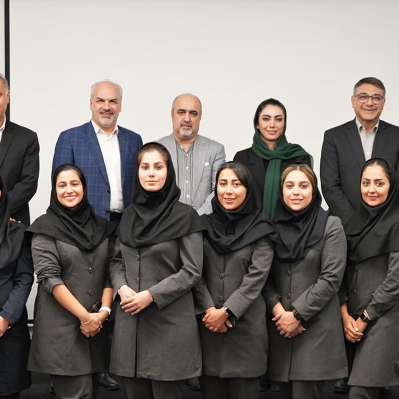 تثبیت گواهی استاندارد بین‌المللی ISO ۱۵۸۳۸ در مرکز ارتباط با مشتریان بیمه دی