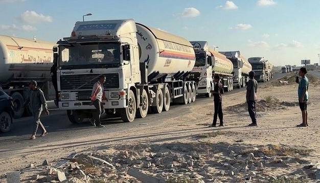 ورود کامیون‌های حامل گاز و سوخت به غزه پس از ۱۰ ماه