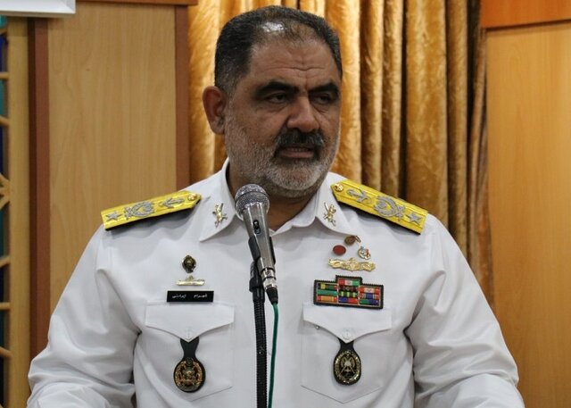 فرمانده نیروی دریایی ارتش: نباید سند توسعه دریایی در حد کاغذ باقی بماند