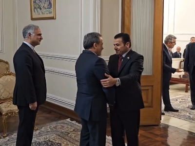 دیدار مشاور امنیت ملی عراق با وزیر خارجه ایران