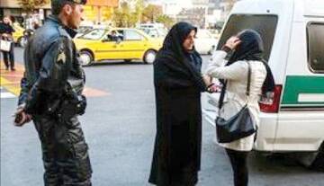 کیهان: پزشکیان ۱۴سال پیش طرفدار گشت ارشاد بود، امروز می گوید قانون حجاب را امضا نمی کنم