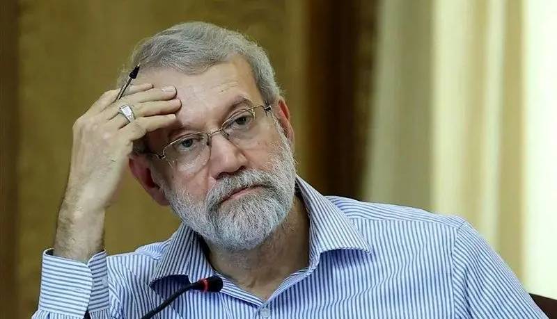 زیدآبادی نوشت: دست‌‌نویس لاریجانی و وضعیت وارونه