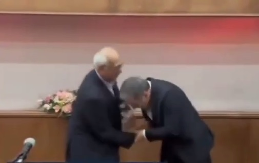 عراقچی به استادش ابراز ادب و احترام کرد