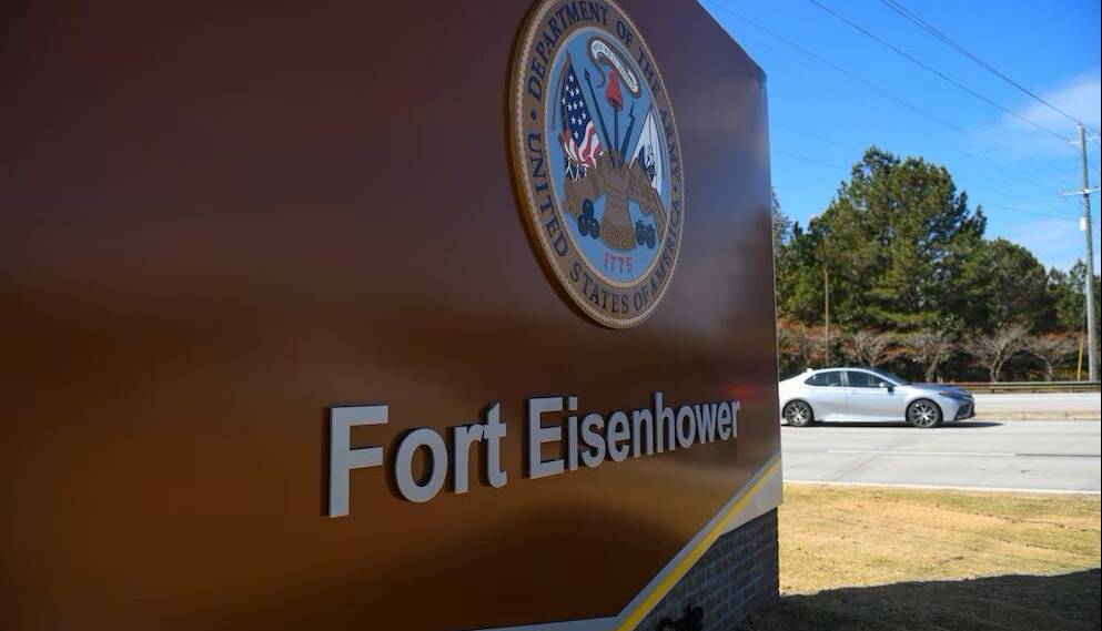 انتقال مقامات ارشد آمریکایی به پایگاه های نظامی پس از ترور چارلی کرک