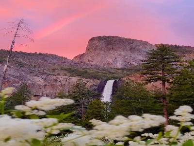 ال کاپیتان، مکان دیدنی صخره ای شکل معروف در کالیفرنیا