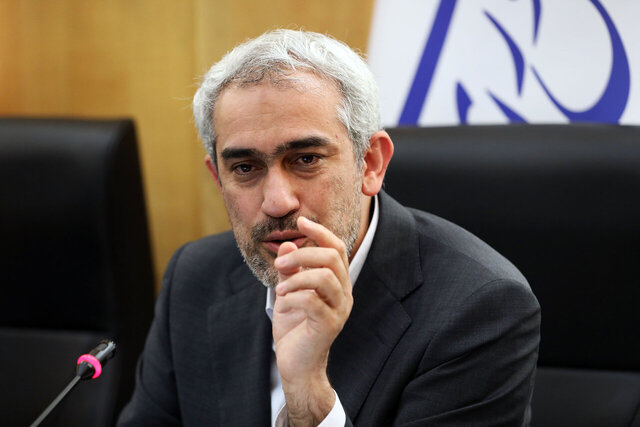 وزیر اقتصاد: بانک‌ها باید در راستای برنامه رشد عدالت محور حرکت کنند
