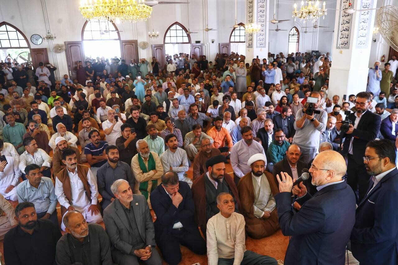 قالیباف: امت اسلامی باید محکم در مقابل رژیم صهیونیستی بایستند