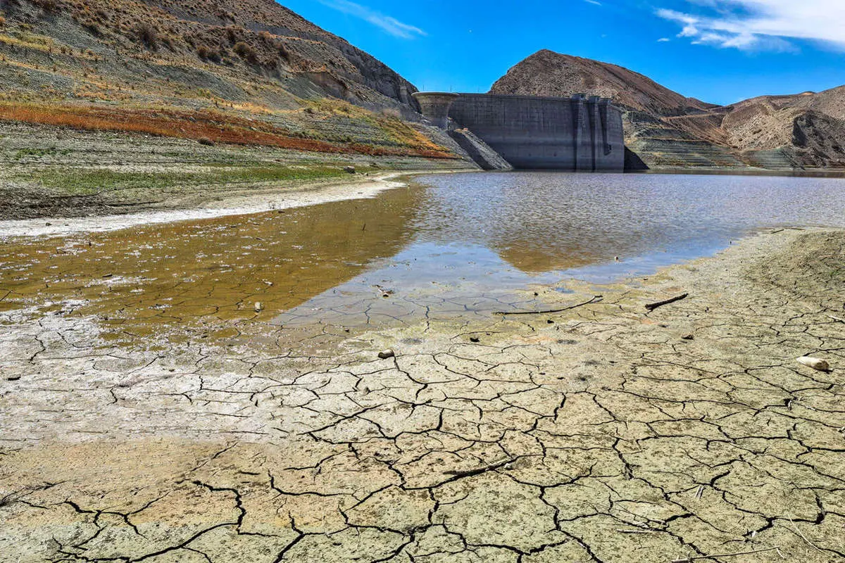 مدیر سد لتیان: کمتر از ۱۰ درصد آب داریم!
