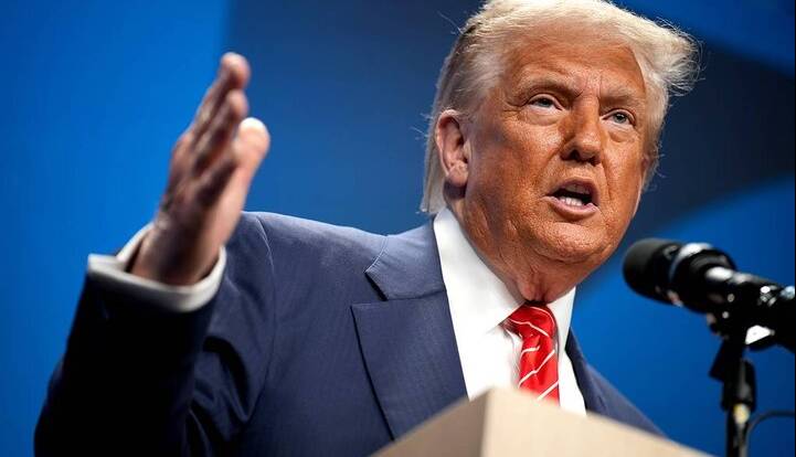 ترامپ، دموکرات‌ها را به تبانی با شرکت‌های بیمه متهم کرد