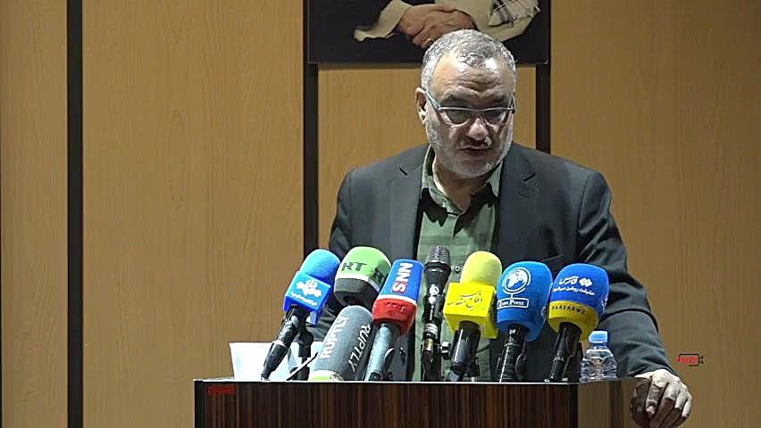 شمخانی: شعار «زن، زندگی، آزادی» توسط نتانیاهو طراحی شده است