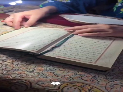 این زن خالق اولین قرآن صدفی جهان است!