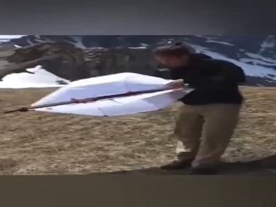 ساخت یک توربین بادی دست ساز که برق تولید میکنه !