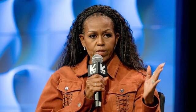 میشل اوباما: آمریکایی‌ها هنوز نمی‌توانند یک رئیس‌جمهور زن را بپذیرند