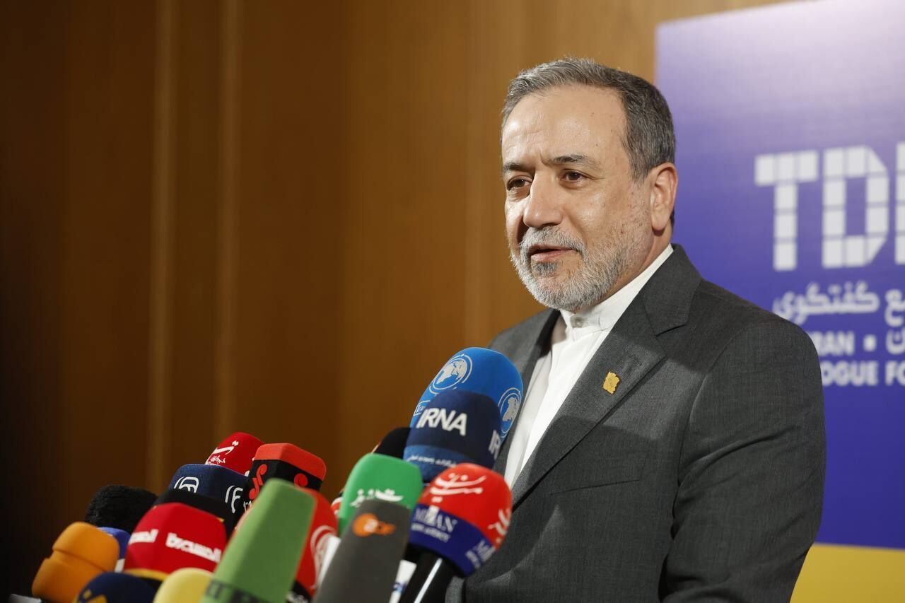 عراقچی: در حال حاضر به علت حملات صورت گرفته، در کشور غنی‌سازی انجام نمی‌شود