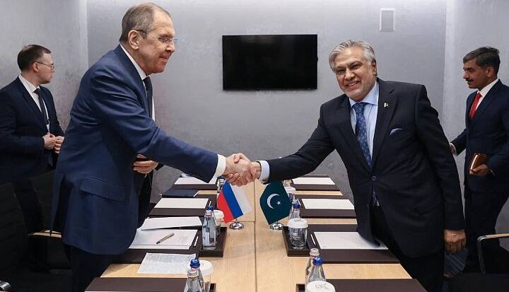 دیدار وزیران امور خارجه روسیه و پاکستان در مسکو
