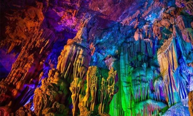 عروس نمکی رنگین کمانی کوهای ایران