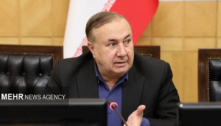 زمین برای ساخت مسکن هست اما اراده اجرا در وزارت راه دیده نمی‌شود