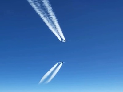 چطور هواپیماها در هوا به‌هم برخورد نمیکنند؟