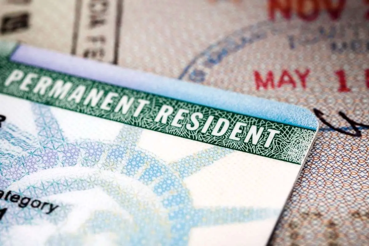 دستور ترامپ برای بررسی دوبارۀ گرین‌کارد ایرانی‌ها