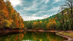 دریاچه چورت؛ تکه‌ای از بهشت در دل مازندران