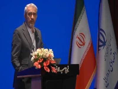 وزیر اقتصاد: باید به جایی برسیم که بیمار هیچ دغدغه‌ای برای پرداخت هزینۀ درمان نداشته باشد