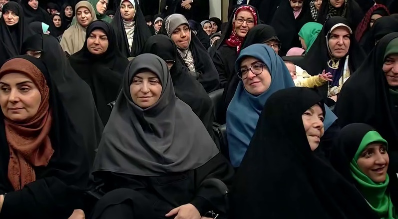 واکنش جالب معاون زنان رئیس جمهور به توصیه رهبری درباره گفتن عبارت «دوستت دارم»