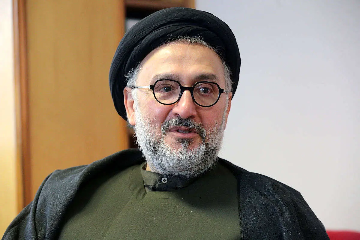 ابطحی: تراپیستم گفته درباره ۸۸ صحبت نکنم