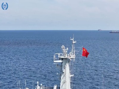 بازدید ناوگروه نیروی دریایی چین از اندونزی