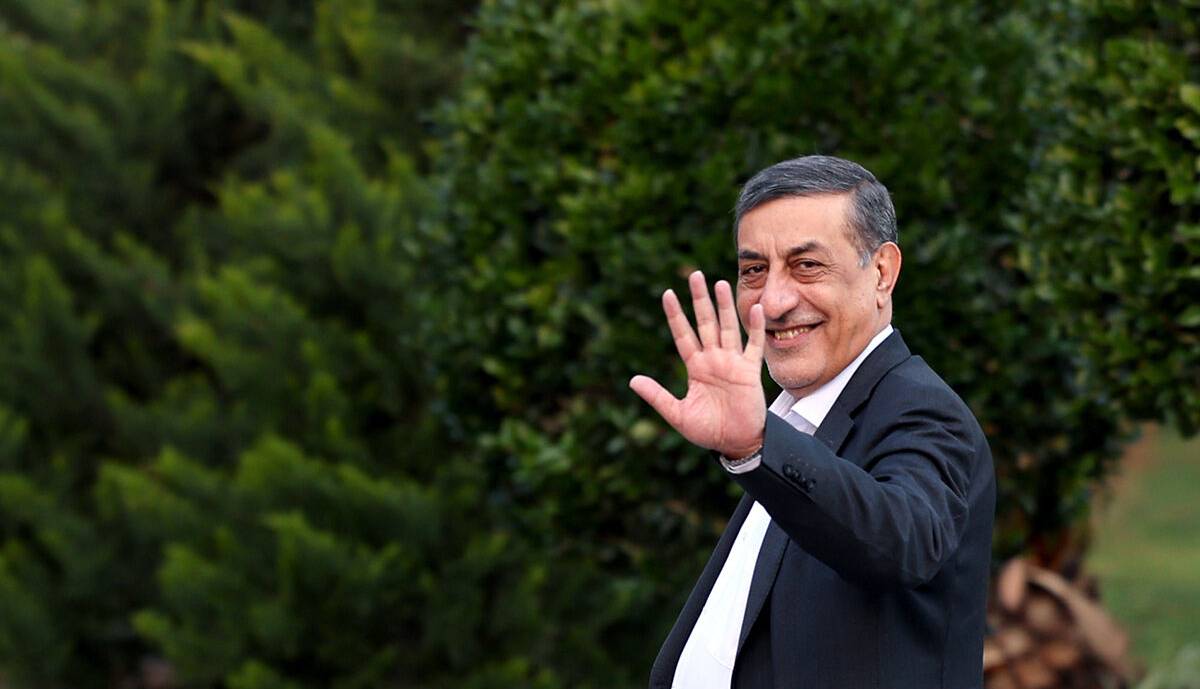 جوان: پزشک راننده اسنپ نشود؟ معاون اجرایی چطور؟!