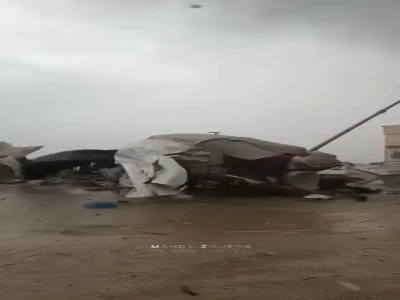 آوارگان غزه گرفتار در طوفان شدید