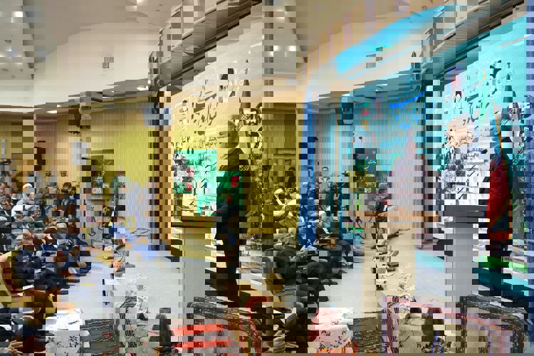 پزشکیان: هر کس ادعا کند که فقط من می‌توانم کارها را انجام بدهم و سایرین نمی‌توانند، جاهل است