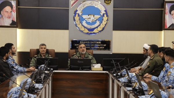 امیر واحدی: دشمن به‌دنبال بی‌هویت‌سازی ملت ایران است