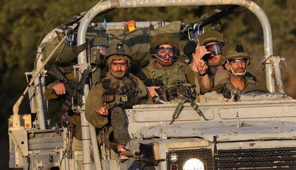 نظامیان اسرائیلی با ۴ خودرو نظامی وارد العجرف در جنوب سوریه شدند