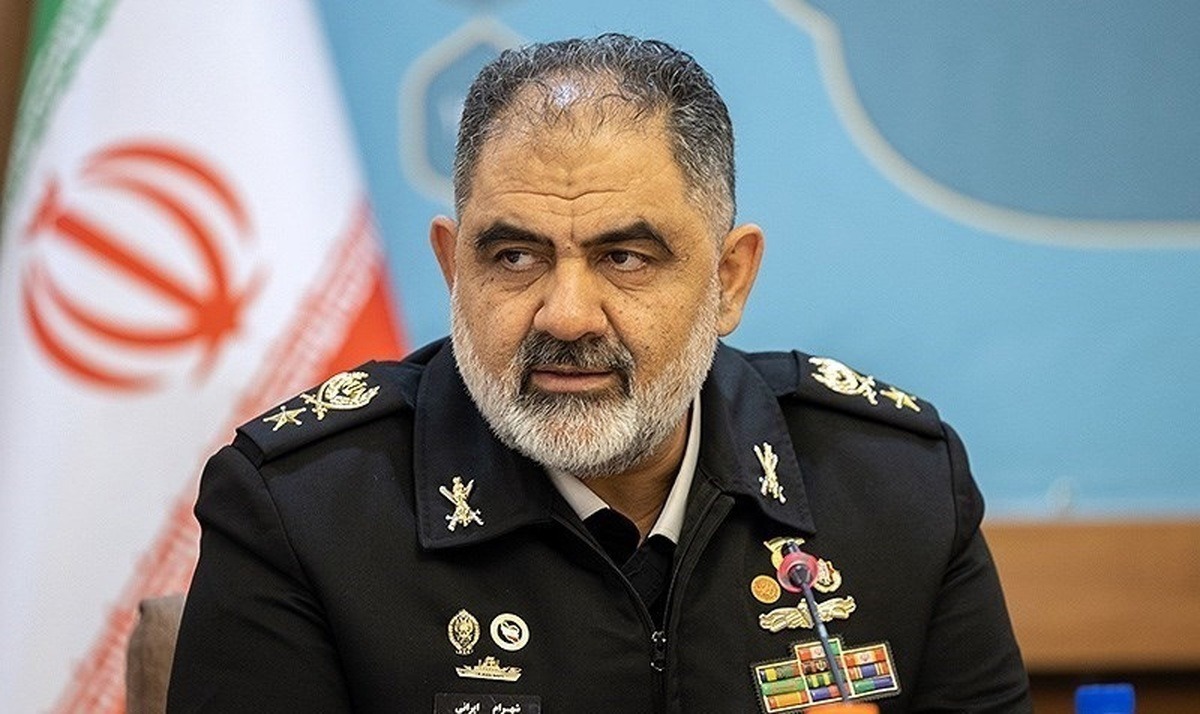 امیر ایرانی: ناوگروه‌های ۱۰۳ و ۱۰۴ نداجا در مسیر آفریقای جنوبی هستند