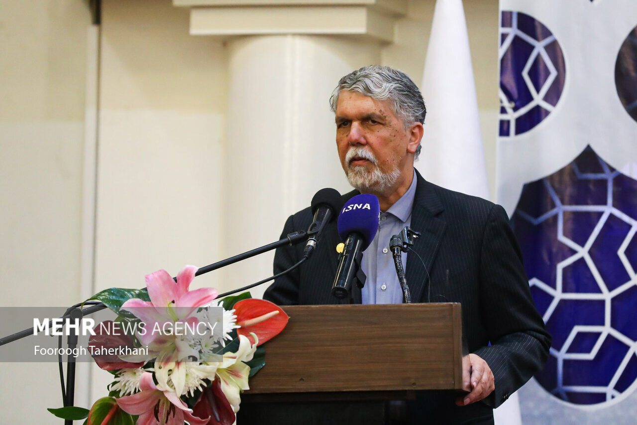 صالحی: شاهنامه می‌تواند هسته همکاری‌های فرهنگی ایران و تاجیکستان باشد