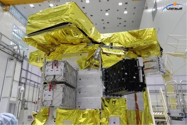 اتصال موفق ماهواره «کوثر» به پرتابگر/ تست‌های نهایی سازگاری با موفقیت به پایان رسید/ تصاویر