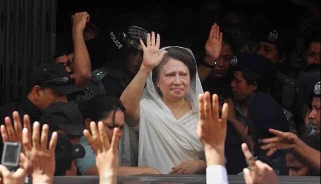 «خالده ضیاء» اولین نخست‌وزیر زن بنگلادش، در ۸۰ سالگی درگذشت